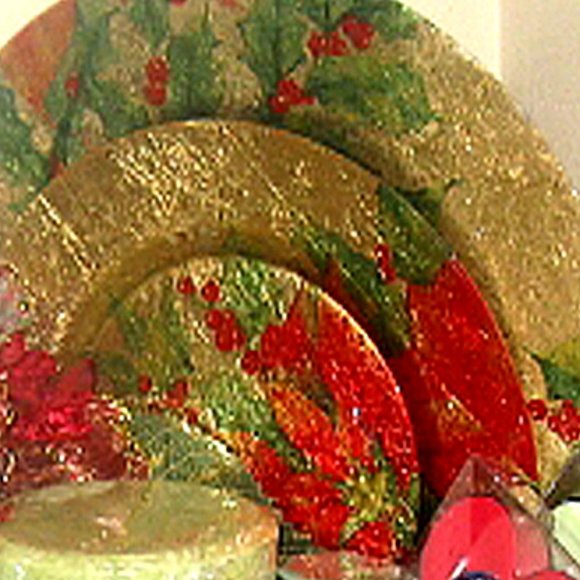 🎄SALE Set Holiday Gold Poinsettia Decoupage Glass Candle Plates Chargers NWT - Picture 2 of 5